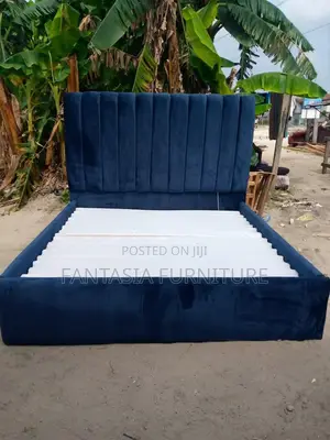 5x6 Navy Blue Velvet Chester Bed: Free Delivery