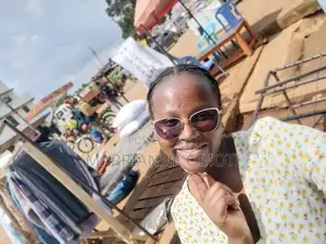 Wasifu wa Mlezi/Msaidizi wa Nyumbani