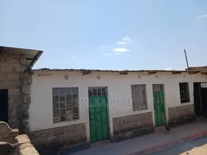 Block ya Flat za Vyumba 2 kwa Uuzaji Witeithie