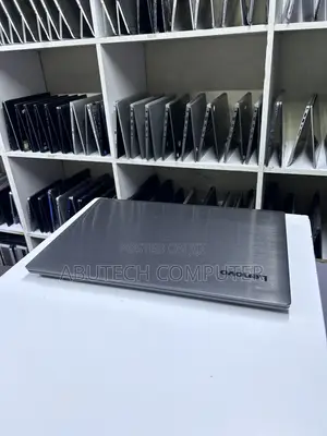 Laptop Lenovo V330 8GB Intel Core i5 SSD 256GB