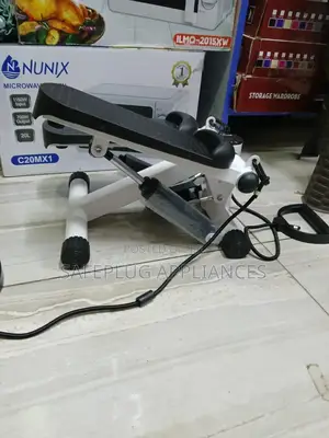 Brand New Bodyfit Adjustable Mini Stepper