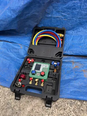 High-Quality Italian Digital AC Manifold Gauge