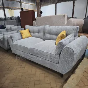 Kochi ya Butterfly ya Seater 3 - Kitambaa cha Kijivu