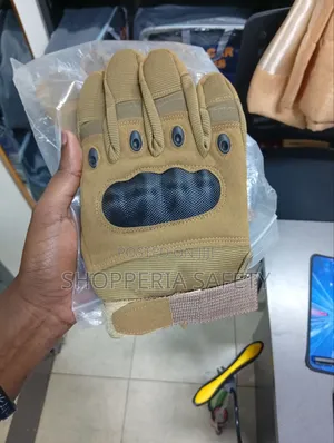 Tactical Gloves with Metallic Knuckle Protection