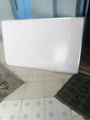 Ubao wa Kuandikia Uliorekebishwa 5ft x 3ft kwa Madarasa