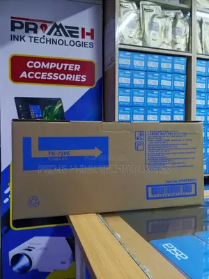 Kyocera TK-7205 Toner Nyeusi