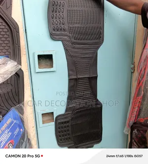 1pc Continuous Rear All Weather Floor Mat with Trimmable Edge