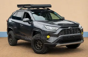 Toyota Harrier 2.0 4WD 2021 Nyeusi