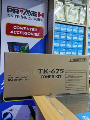 Kyocera TK-675 Toner Nyeusi