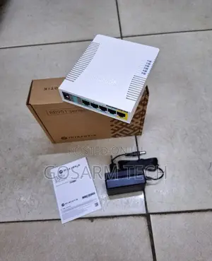 MikroTik RB951Ui-2HnD Wireless Router