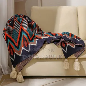 Nordic Bohemian Knitted Throw Blanket with Tassels