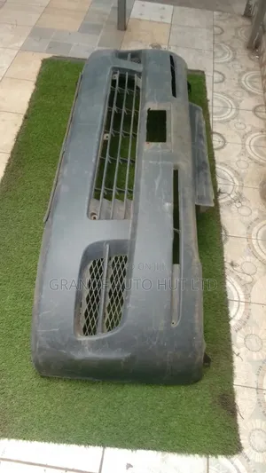 Bampa ya Mbele ya Toyota Hiace 7L
