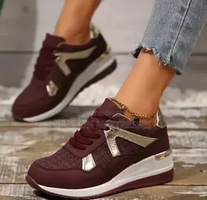 Viatu vya Michezo vya Wanawake - Burgundy
