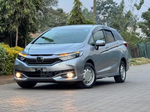 2019 Honda Shuttle Hybrid Silver