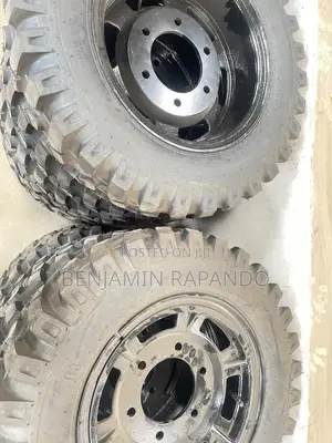 Brand New 6.50-16 R-1 Tuktuk Rear Tyres with Rims