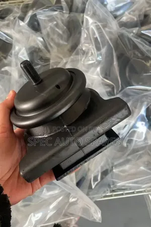 Mitsubishi Canter Front Engine Mounting (4D35, 4D33, 4D34)