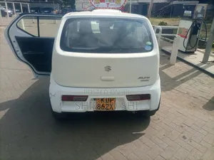 Suzuki Alto 2018 Nyeupe
