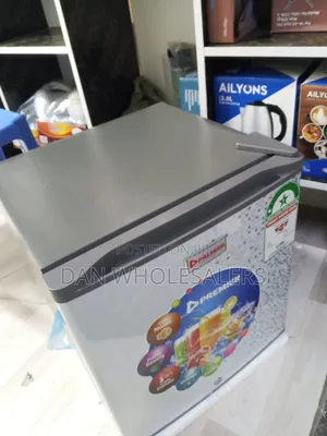 Friji Mpya Kompakt ya Premier 50L
