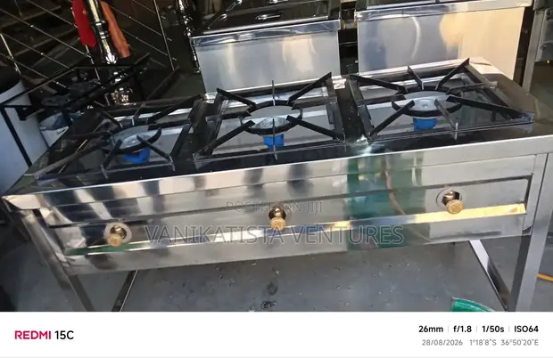 Commercial Gas Burner, Three Burners - 1