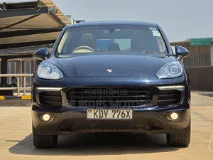 Porsche Cayenne 2015 Bluu