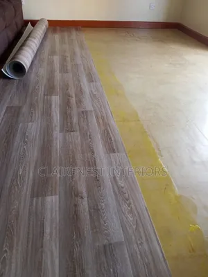 Luxury Vinyl Tile (LVT) - Wooden Plank Design