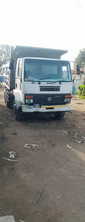 Truk Tipper Ashok Leyland KCL Safi Sana