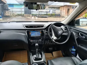 Nissan X-Trail SV Premium 2014