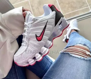 Nike Shox Sneakers (Ukubwa 36-45)
