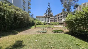 Eneo la Biashara Kilimani - 1.5 Eka