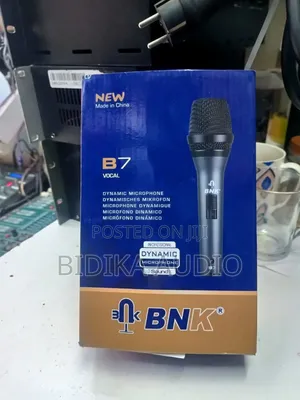 BNK B7 Professional Wired Dynamic Microphone