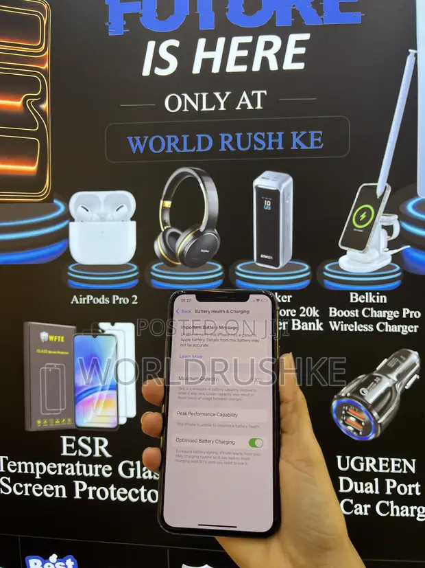 Apple iPhone 11 Pro 256GB Nyeusi - 1