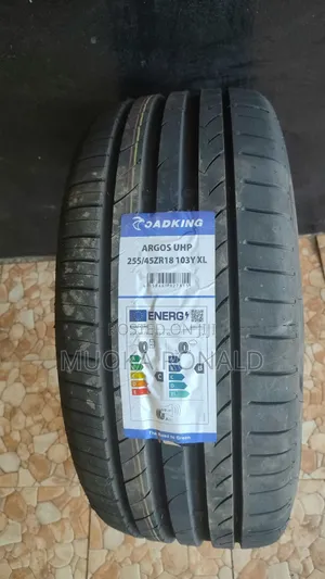 Tairi ya Roadking 255/45R18