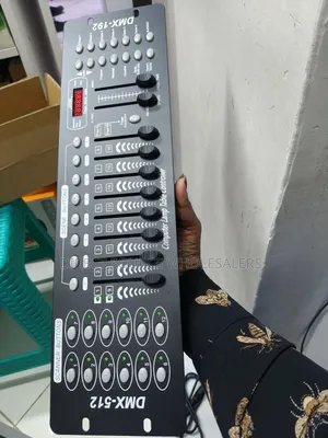 DMX512 Controller kwa LED PAR & Moving Head Lights
