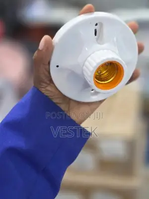 Kamera ya Siri ya Soketi ya Balbu ya E27 - Wi-Fi Live Streaming