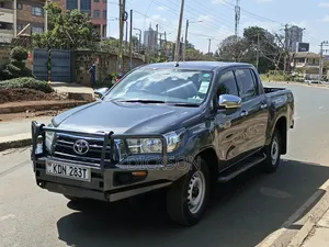 Toyota Hilux 2016 Double Cab Pickup