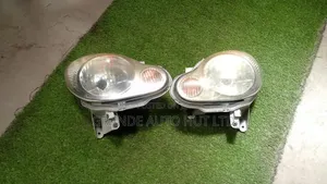 Toyota Duet Headlights (Used)