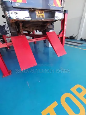 Mashine ya 4-Post Car Lift ya Heavy Duty kwa Wheel Alignment (Tani 4)