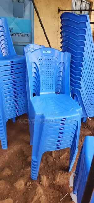 Kiti cha Plastiki Rangi ya Samawati Bila Mkono