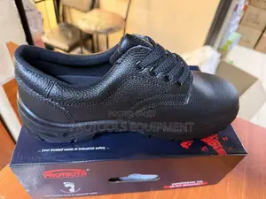 protecta lowcut safetyboot