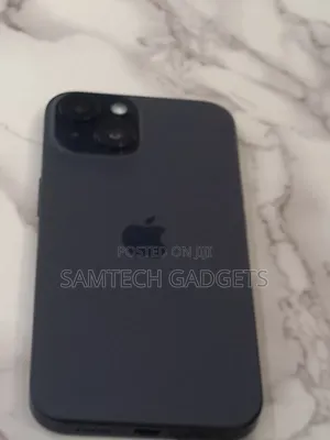 Apple iPhone 15 128GB Black