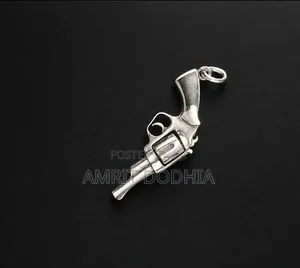 Pendant ya Fedha Safi ya Revolver