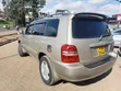 Toyota Kluger 2004 Gold - 3