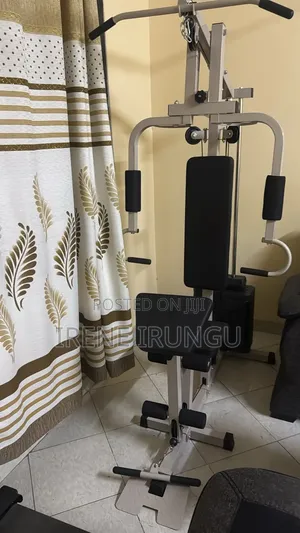 Multigym Mpya ya Kufanyia Mazoezi