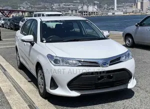 Toyota Axio Hybrid 2021