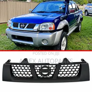 Grille ya Mbele Nissan D22 Atoti (2005 Kuendelea) - Grey
