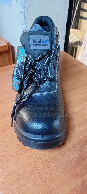 Vaultex Safety Boots Size 36