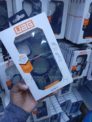 UAG MagSafe Case kwa iPhone 11