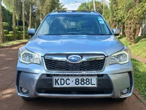 Subaru Forester SJG 2014 Nyeupe