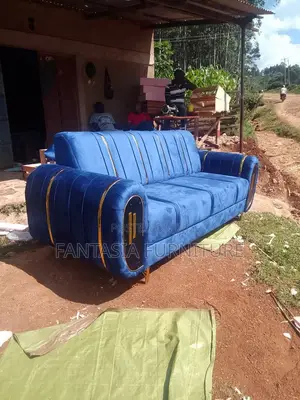 Kiti cha Sofa cha Bluu cha Viti 3 na Kamba za Dhahabu