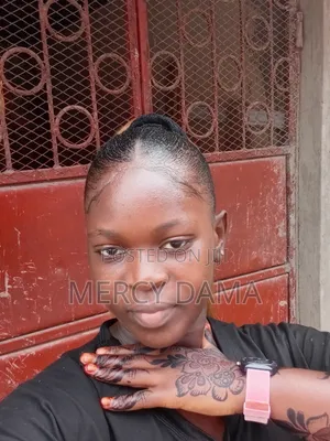 CV Mtaalamu wa Utunzaji Watoto na Babysitting